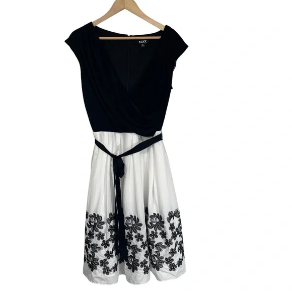 SLNY Black and White Embroidered Fit and Flare Dress 12 - Picture 2 of 11